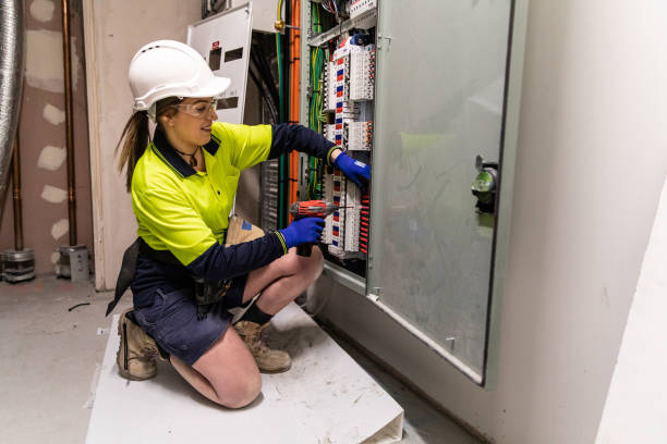  Holley, FL Electrician Pros